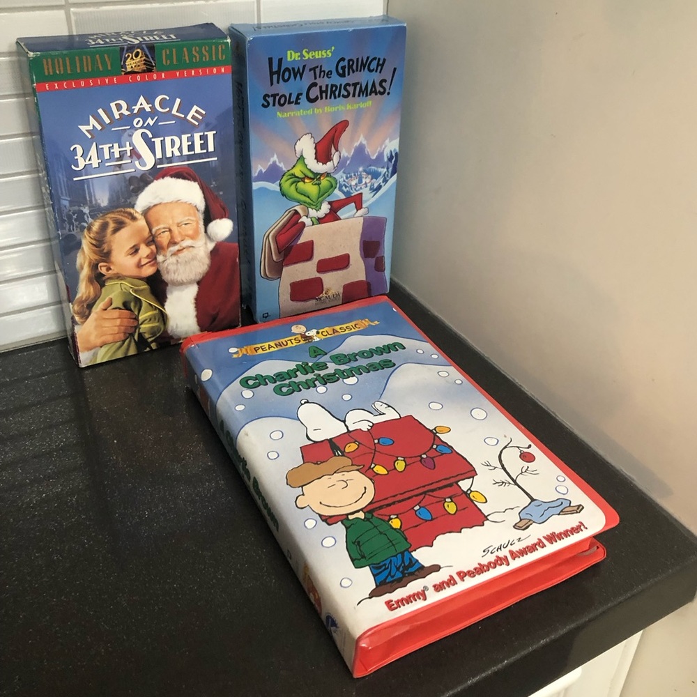 VINTAGE VHS lot 3 popular Christmas movies